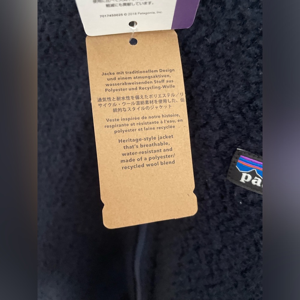 Patagonia - Women’s Woolyester Fleece Jacket - Picture 4 of 8